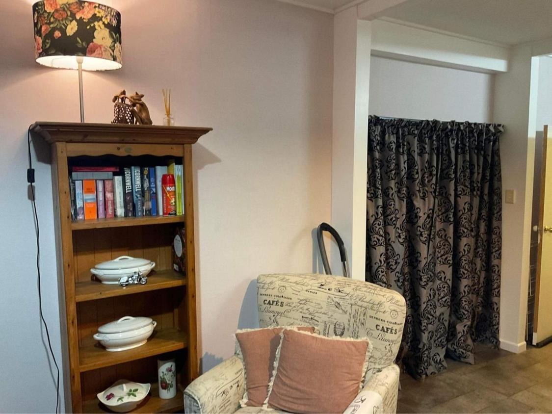 Bungalow On Centre Apartman Invercargill Kültér fotó
