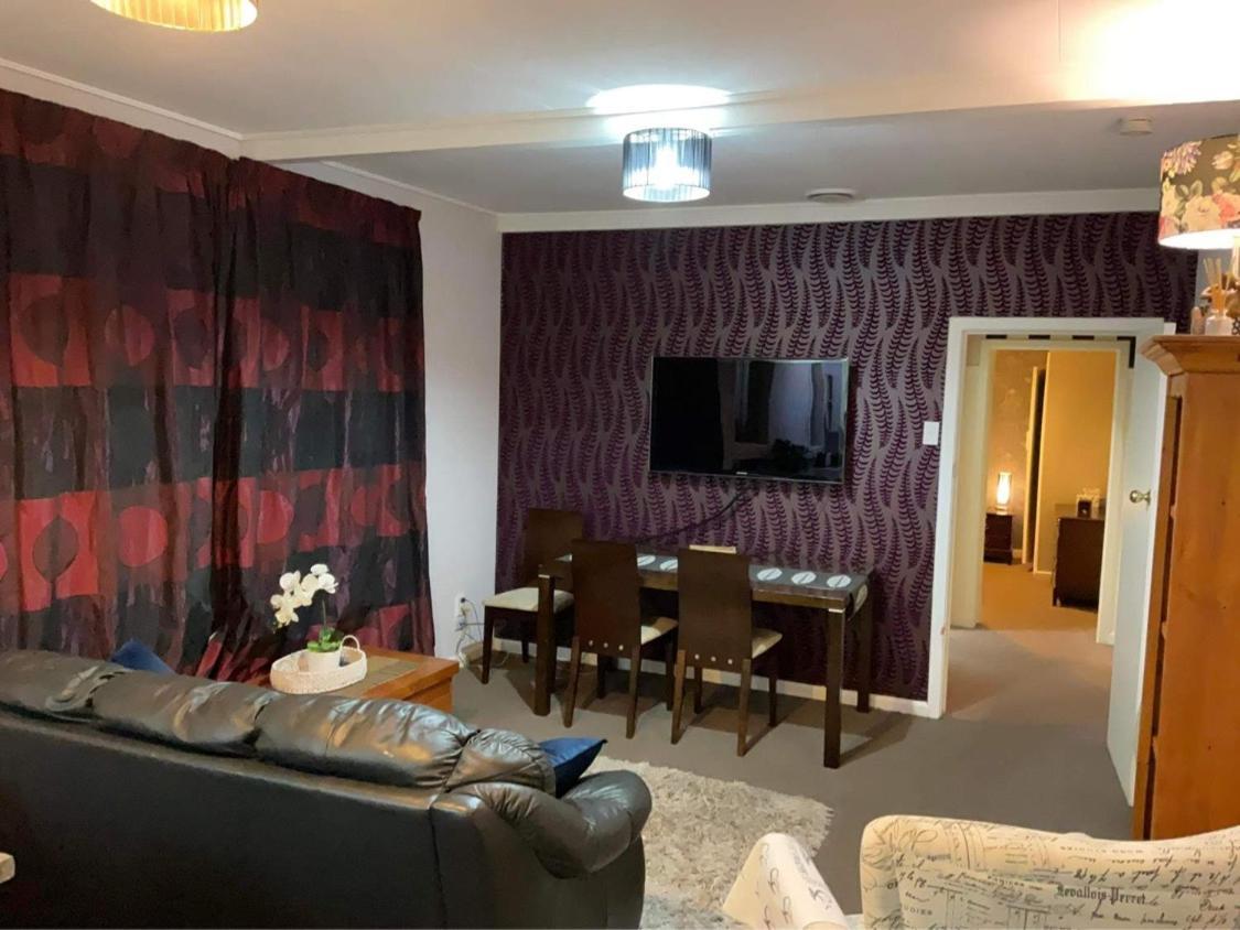 Bungalow On Centre Apartman Invercargill Kültér fotó