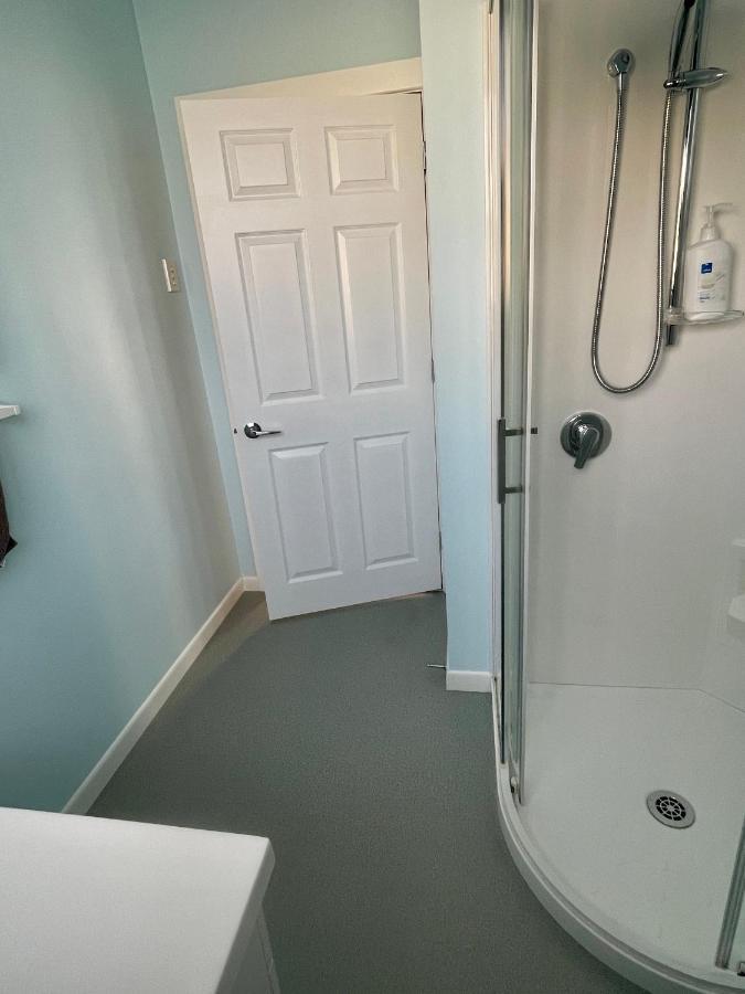 Bungalow On Centre Apartman Invercargill Kültér fotó