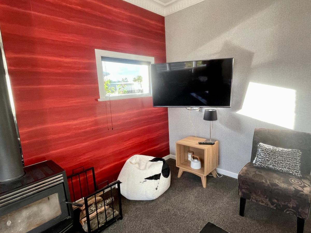 Bungalow On Centre Apartman Invercargill Kültér fotó